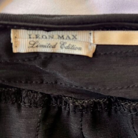 Leon Max Dress Limited Edition Sz Small Stretch Black Cocktail- Flattering! - Picture 5 of 8